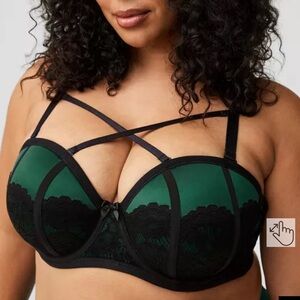 Torrid Bombshell Everyday Strapless Push Up Bra NWT 42DD